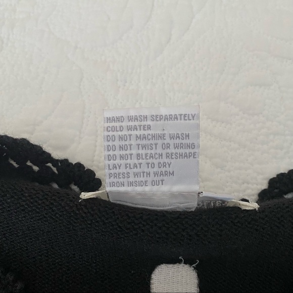 Great Cavalier Vintage Perfume and Purse Sweater - L - Picture 5 of 16